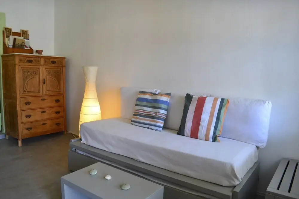 Hidesign Athens Traditional Stone house in Kea