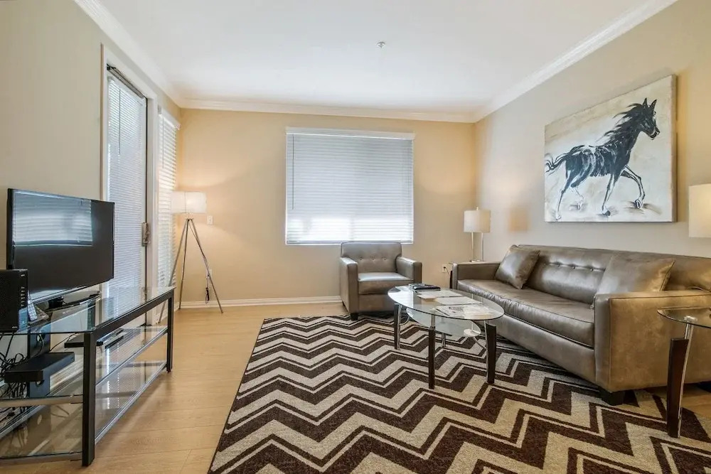 Global Luxury Suites at River Oaks Park