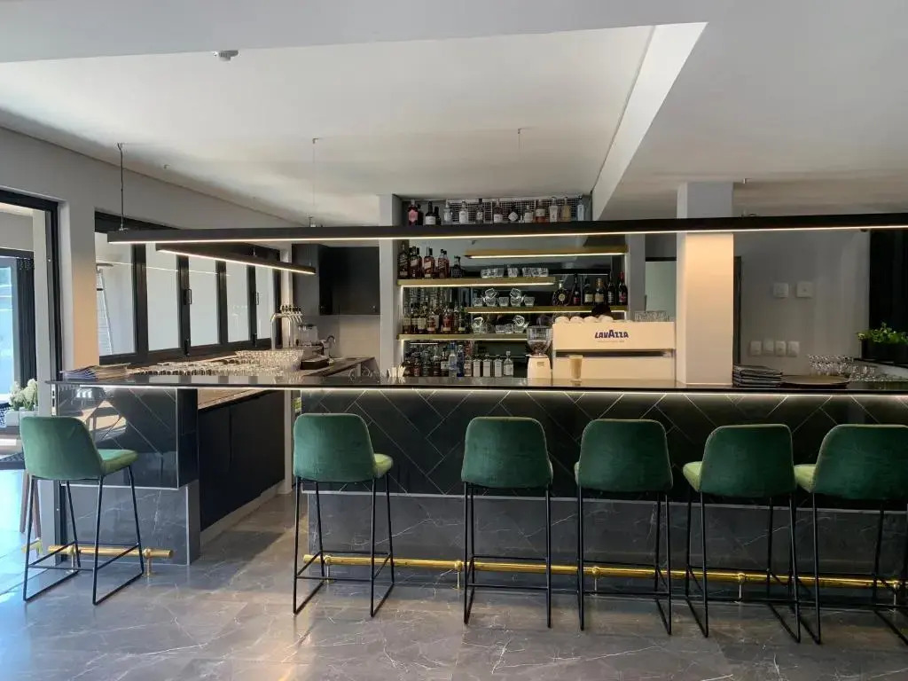 Melrose Apartment