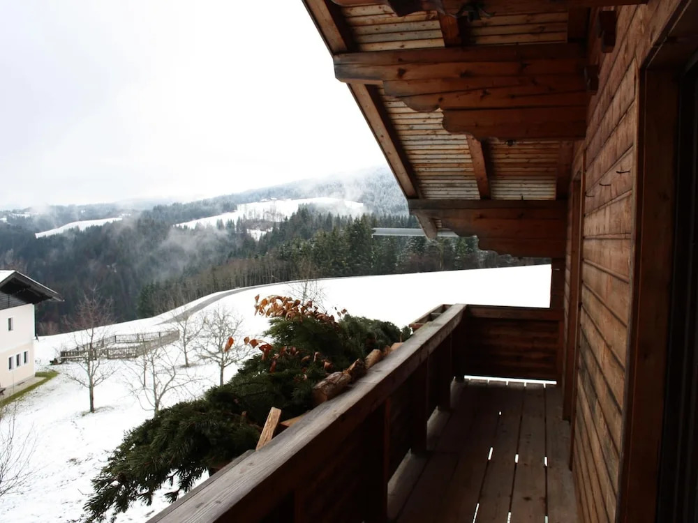 Lush Holiday Home in Hüttau near Ski Area