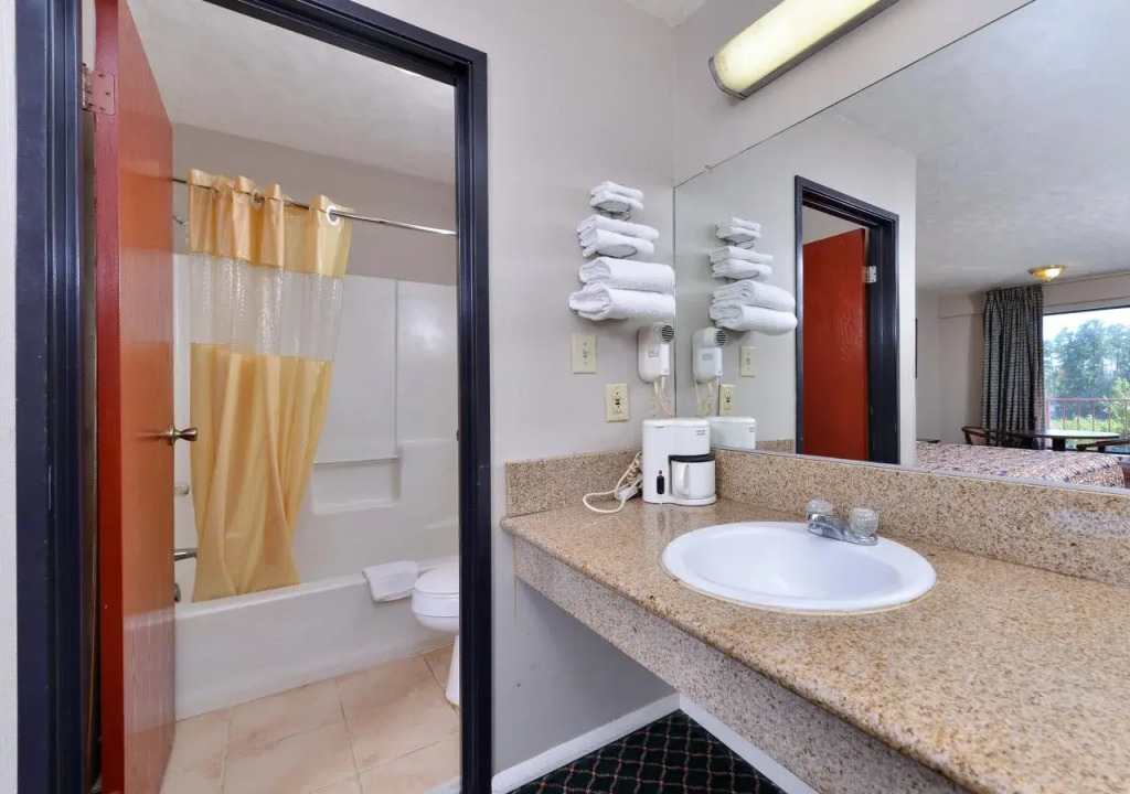 Americas Best Value Inn - Augusta / South