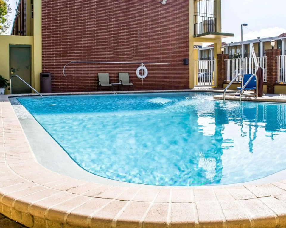 Quality Inn Tampa Airport - Cruise Port