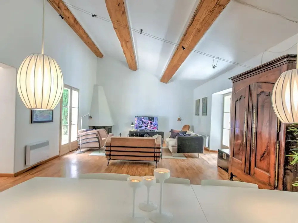 Charming Villa in Siran With Pool