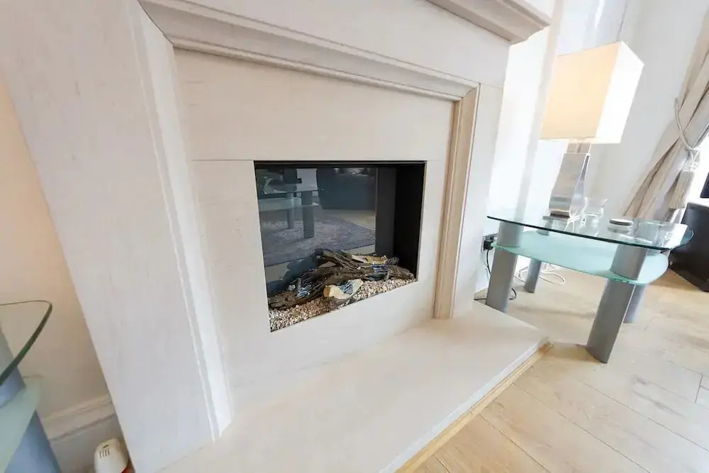 Stunning Tollcross Apartment