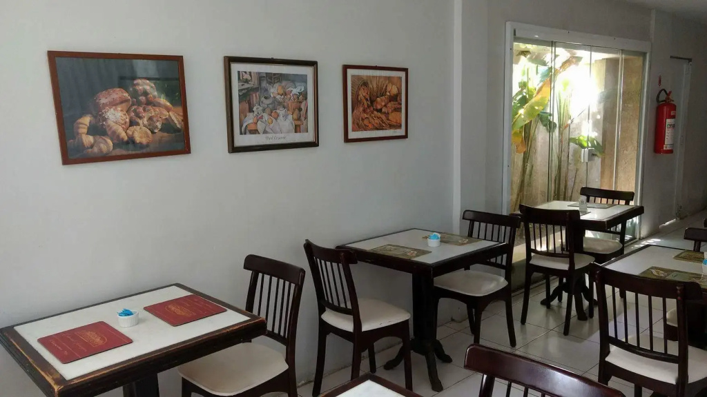 Ostras Hostel