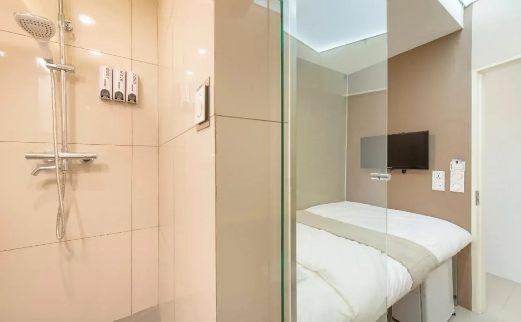 Hi Capsule Pattaya - Adults Only