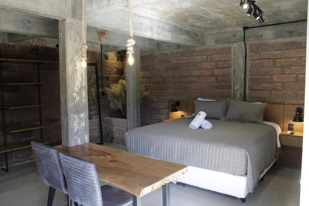 Pietra Rossa Casa Pousada