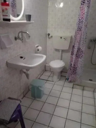 Agnes Rooms