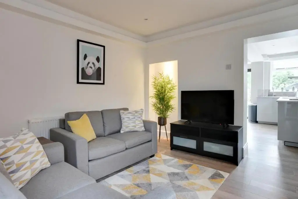 Spacious Three Bedroom House