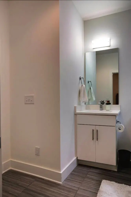 4br/3.5ba w/ Loft, Deck, & Ping Pong by Domio