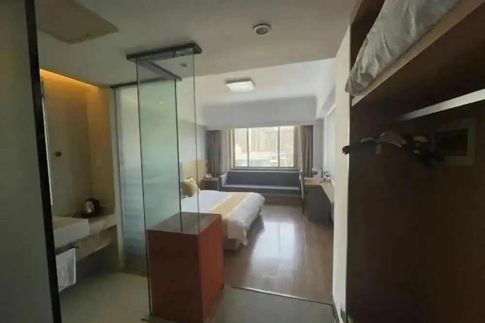 Luan Huadu Hotel