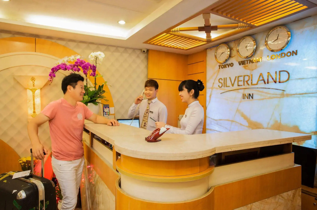 Silverland Min Hotel