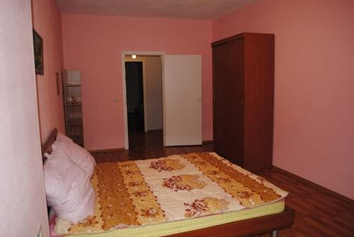 Lux35 Apartment Metallurgov 7