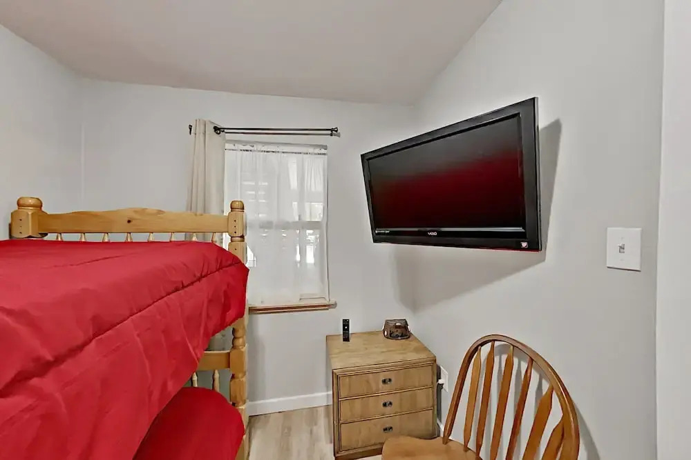 Lakefront Horseshoe Bay Hideaway W/ Pool & Docks 3 Bedroom Condo