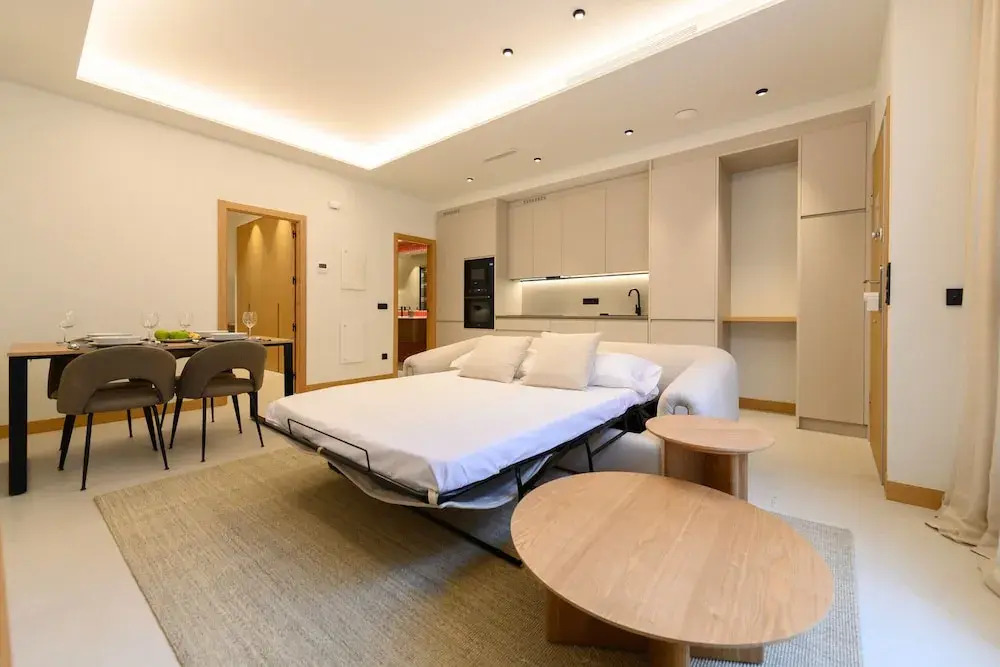 M Scr7b2 Amplio Piso Exterior de un Dormitorio e