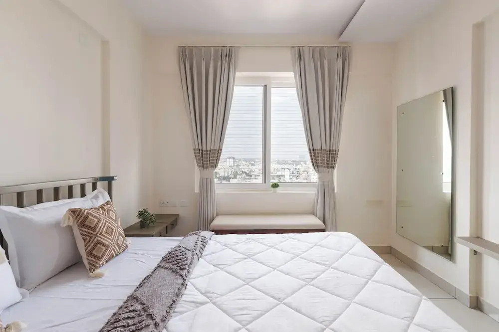Skyvista Living by Redolivejp Nagar2bhklavish