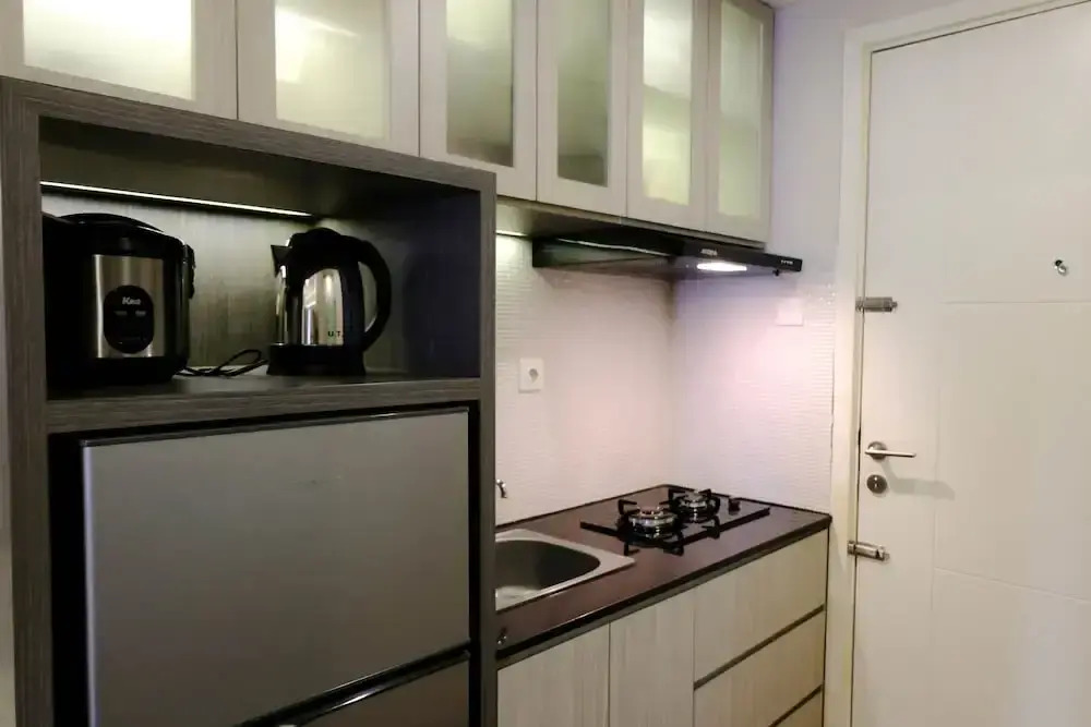 Homey 1Br At Apartment Parahyangan Residence