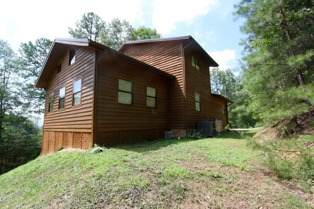 Woodhaven 1741 - Two Bedroom Cabin