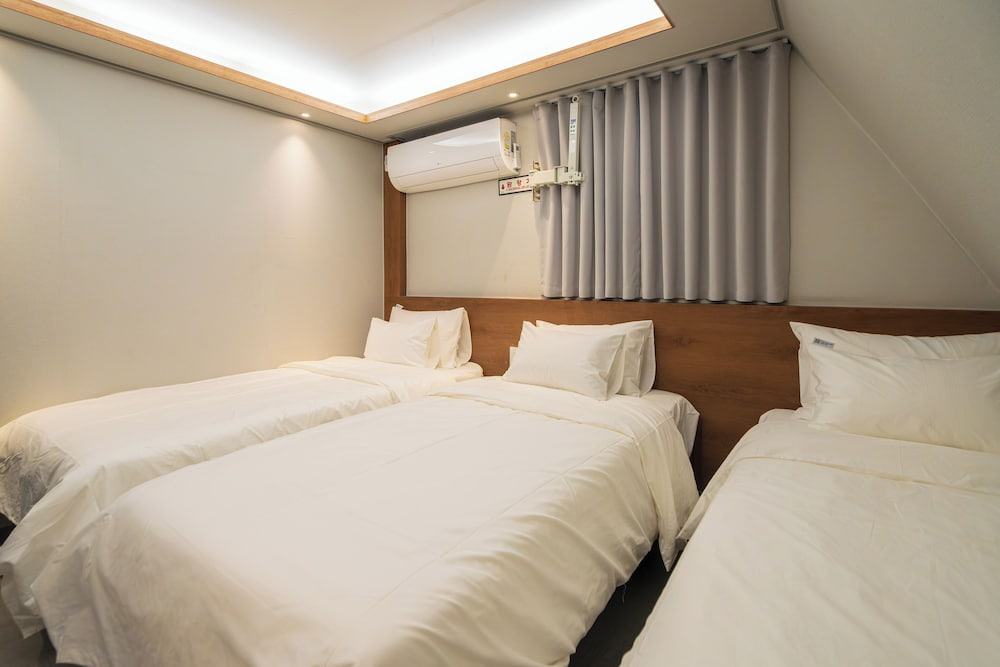 The Square Hostel Jongno