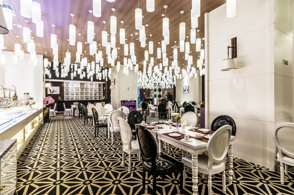 New Beacon Luguang International Hotel - Wuhan Optics Valley Plaza