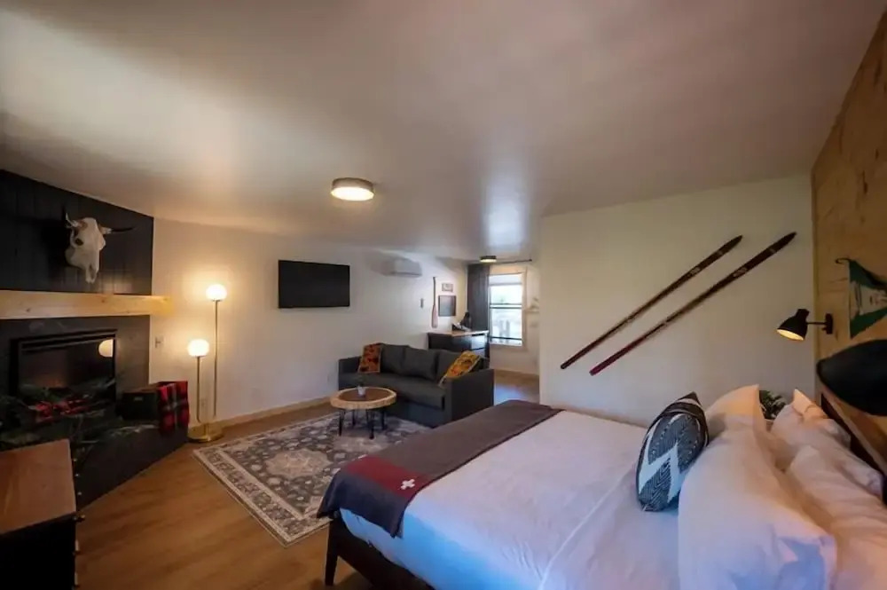 The Woodsman Lodge