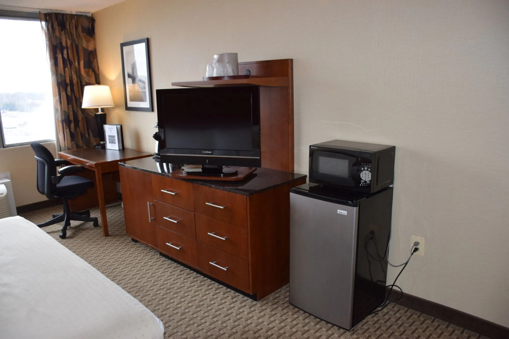 Edison Hotel