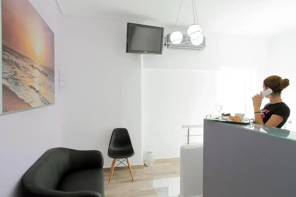 Oasis Suites Fira