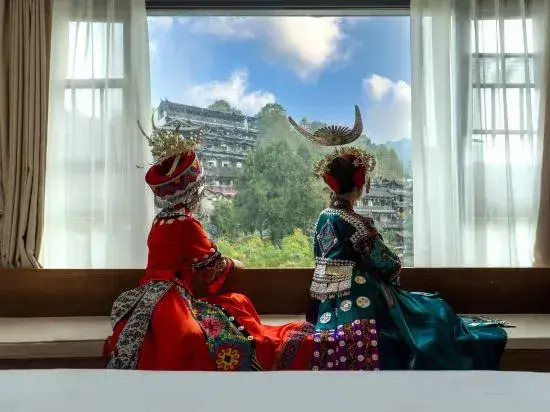 Wangcun Caotang Inn (Furong Town Waterfall)