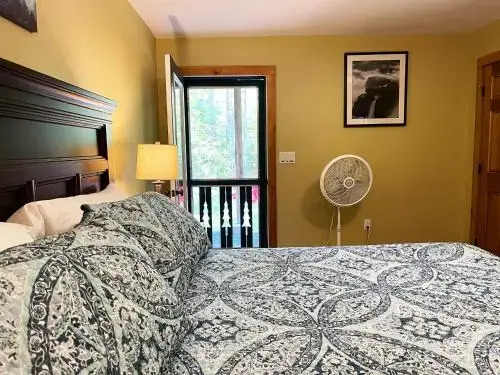 Marble Mountain Chalet