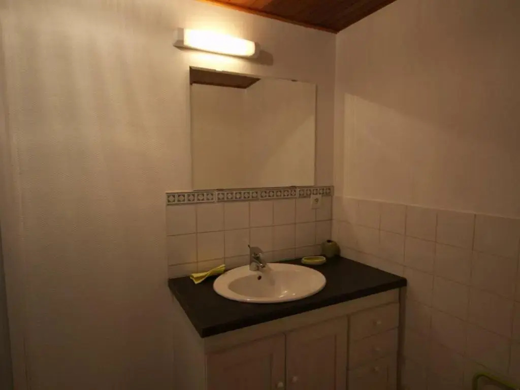 Gîte La Chambonie, 3 pièces, 4 personnes - FR-1-496-198