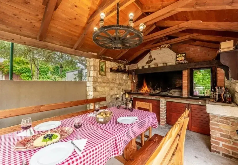 Bosko - 30m From the sea With Parking - SA2