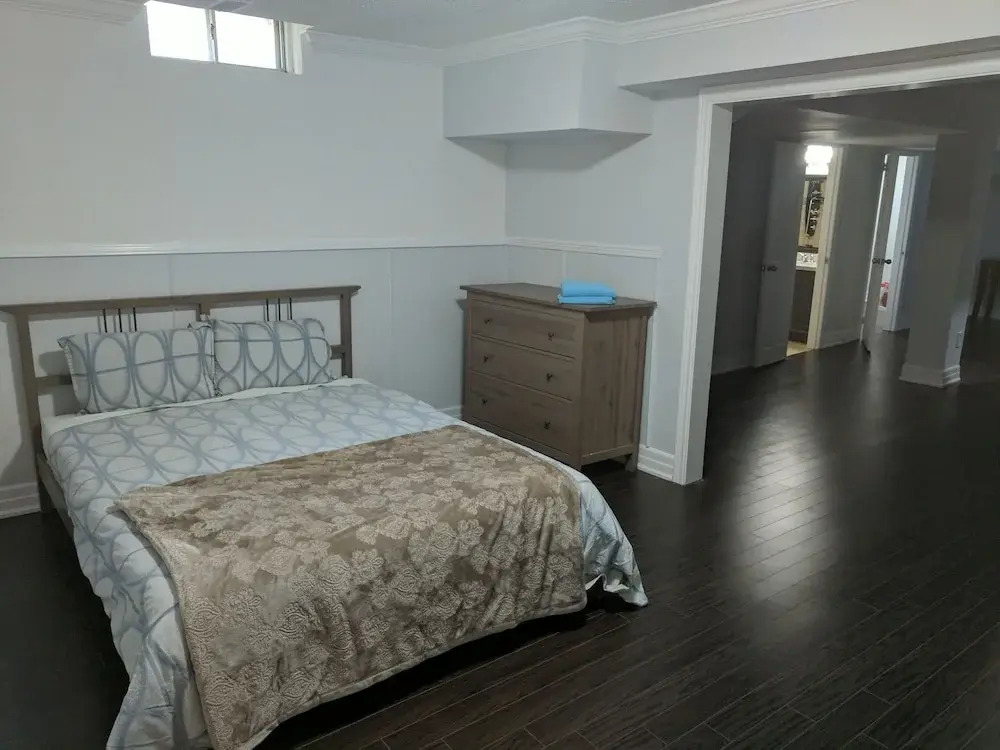 QuickStay - Beautiful 5bdrm House in Vaughan