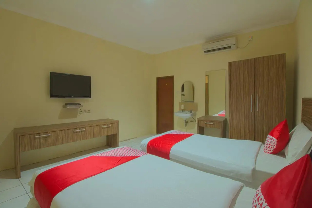OYO 688 Grand Pakidulan Hotel