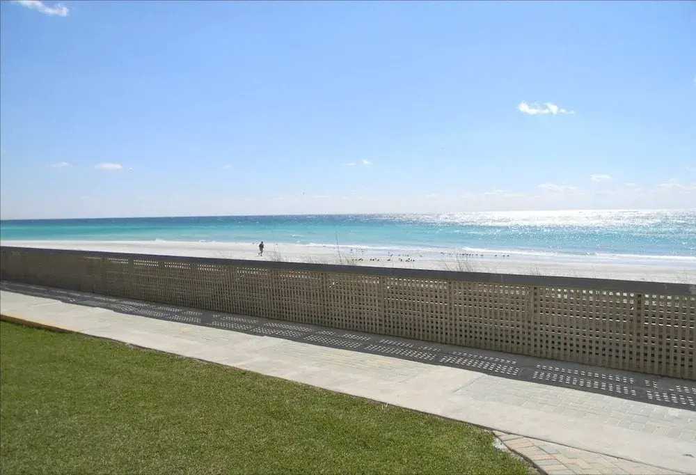 Gulf Shore Condo #119 - 2 Br condo by RedAwning