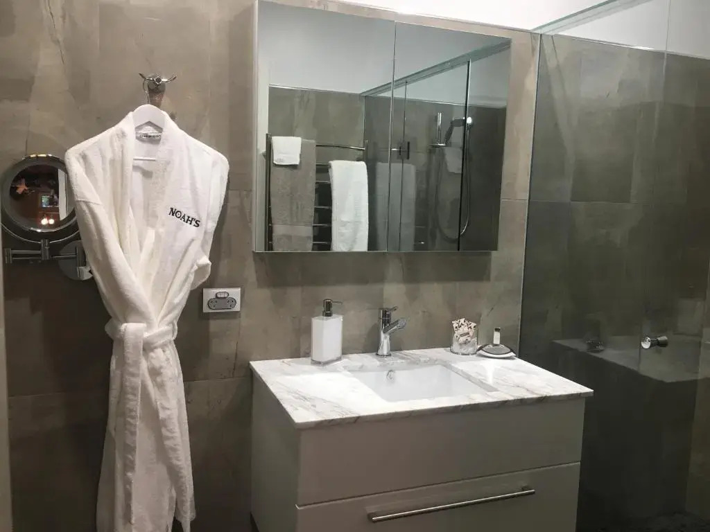 Noahs Stanley Luxury Bed and Breakfast