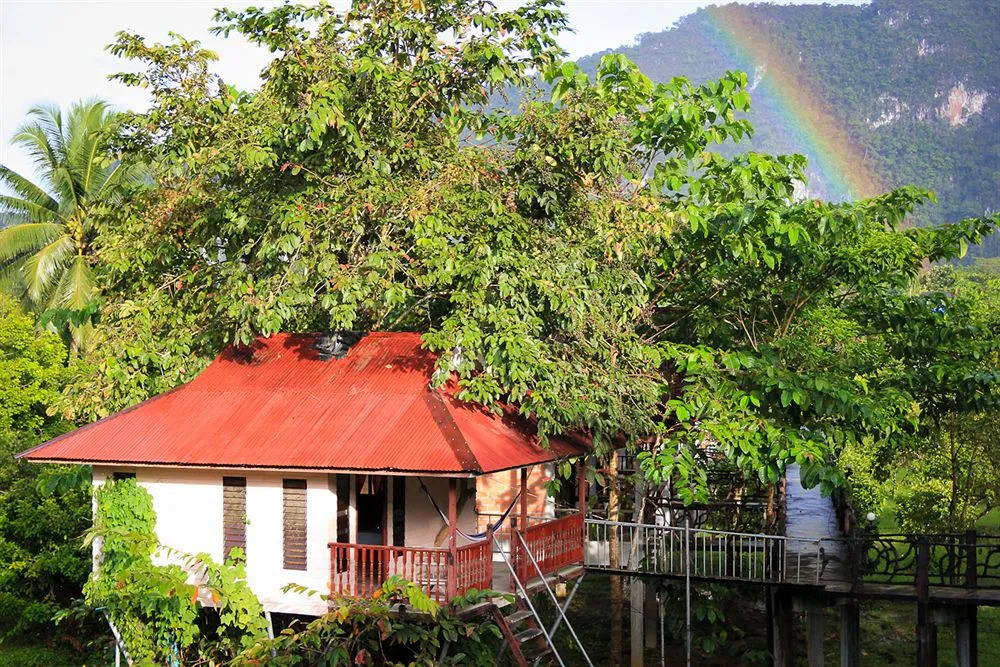 Smiley Bungalow