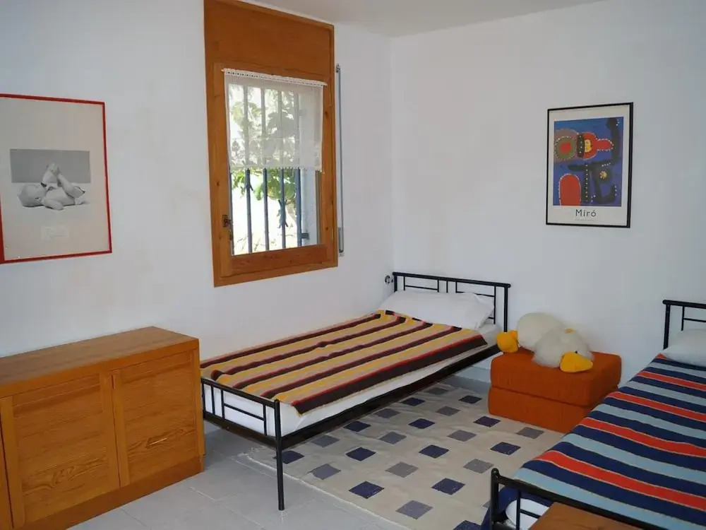 House - 3 Bedrooms - 107931