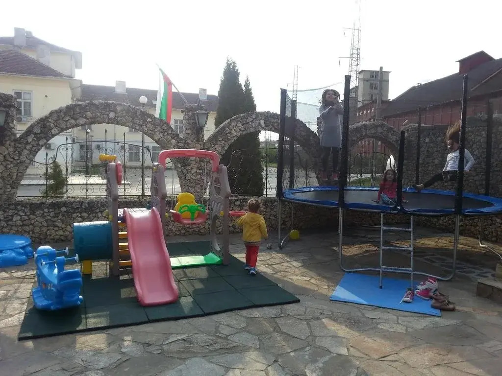Kanclera Hotel