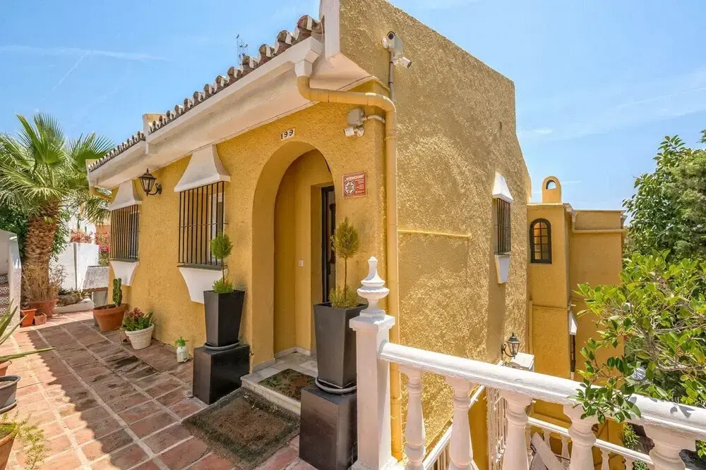 Solaga -  Villa Costalota