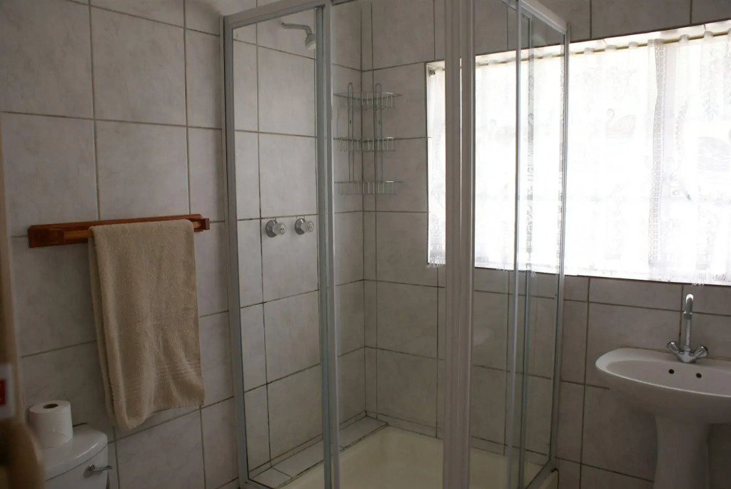 Emerald Guesthouse