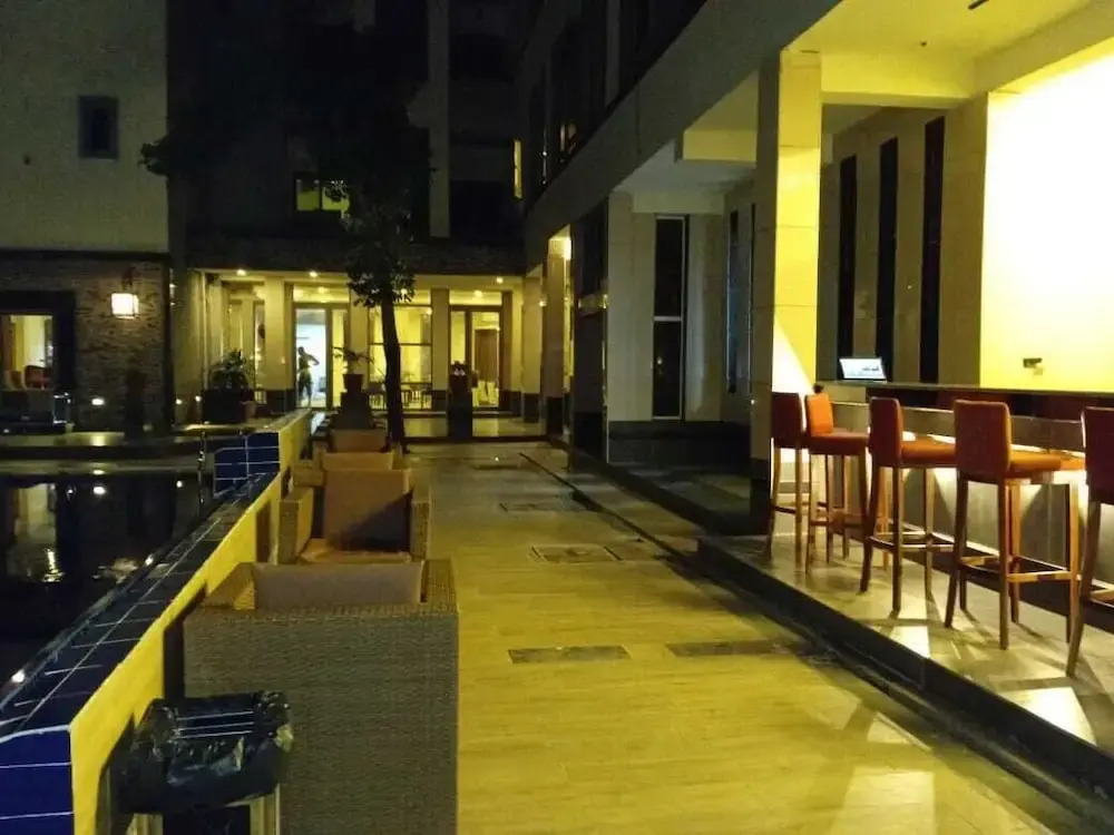 Mulligan Hotel