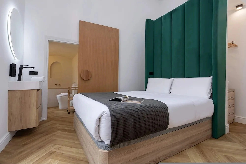 Elegant Apartment in Sevilla Antonia Diaz III