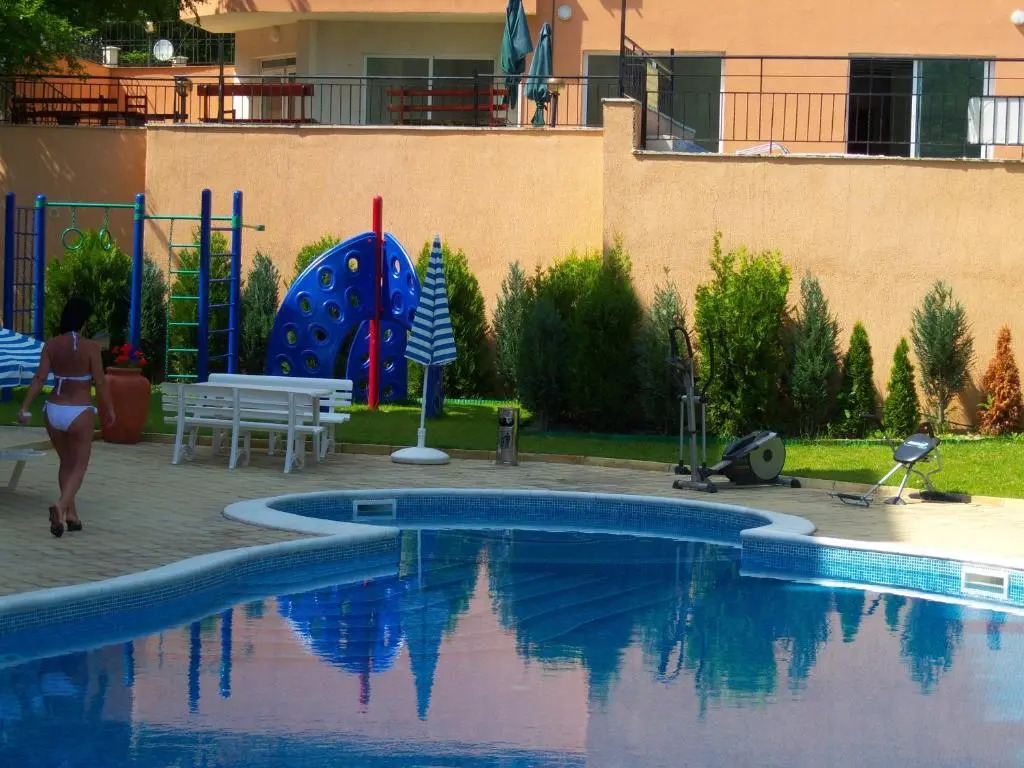 Sunrise Complex Apartments