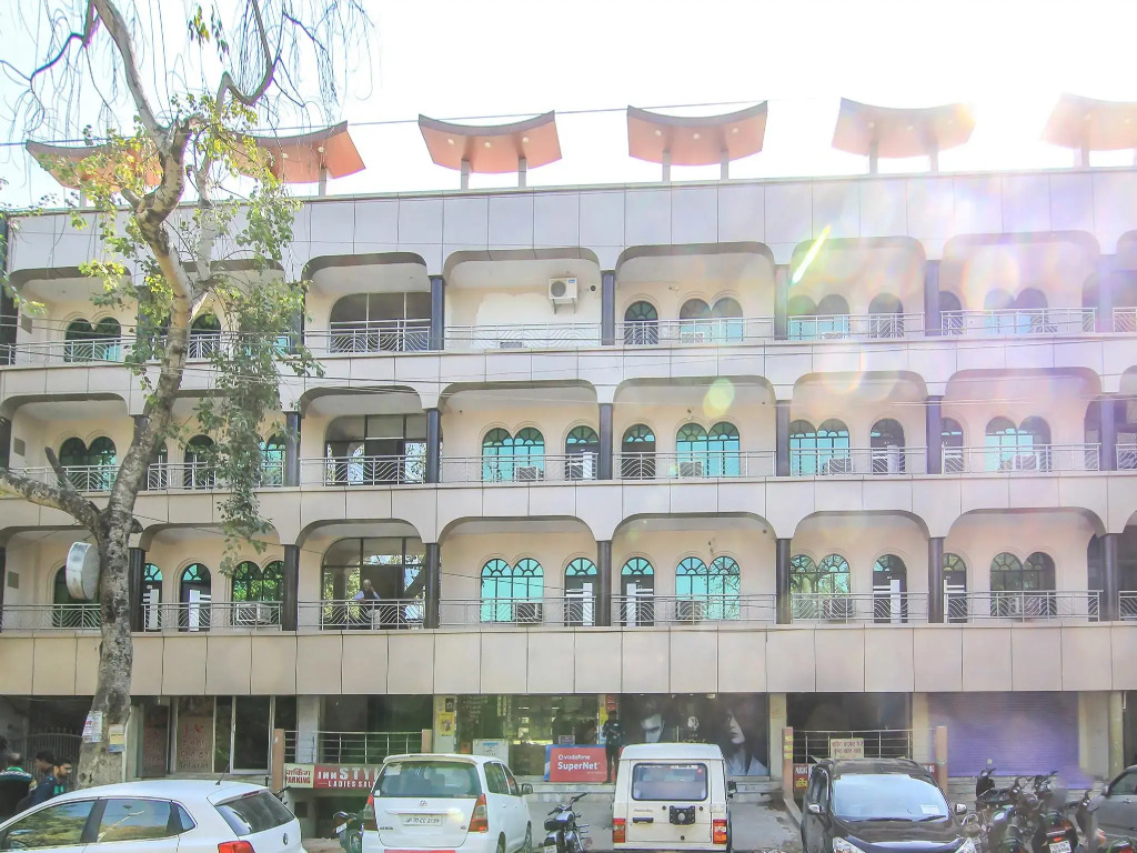 Capital O 12244 Hotel JK Palace
