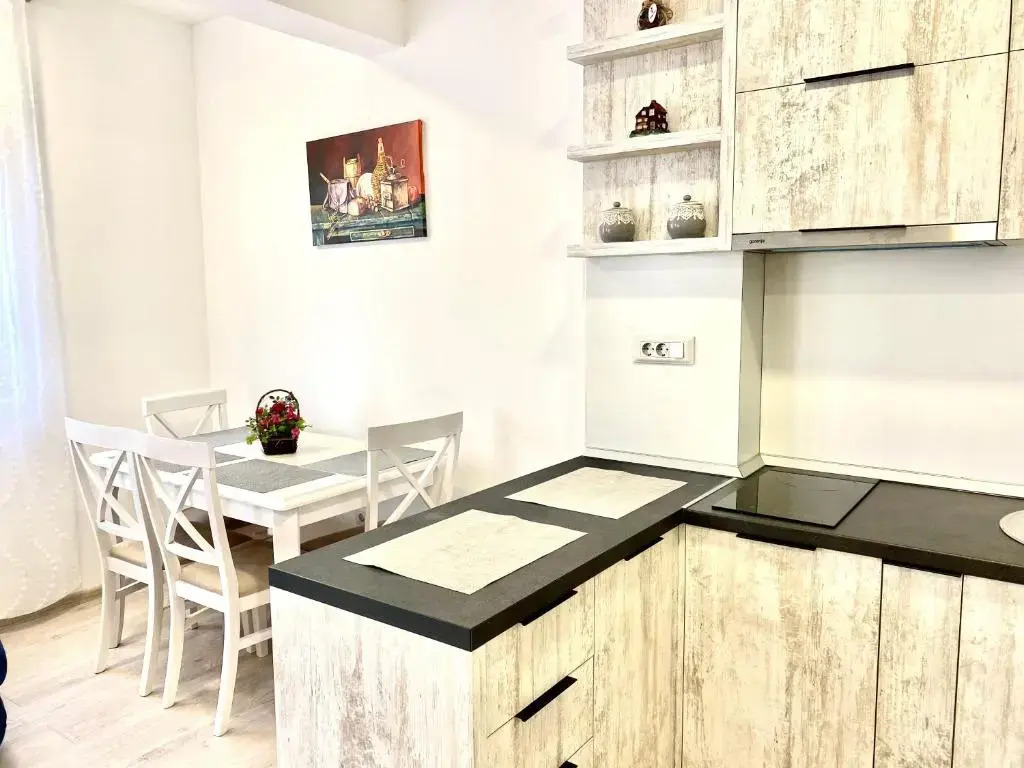 Apartment 31