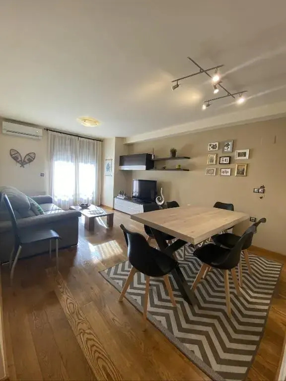 Apartament Neret I