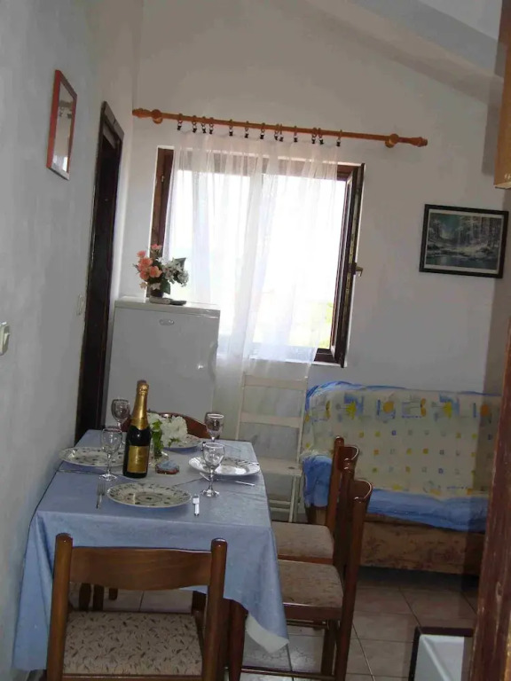 Apartments Antonela with sea view