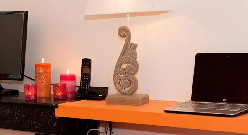 Saint Ferdinand - Oh My Suite