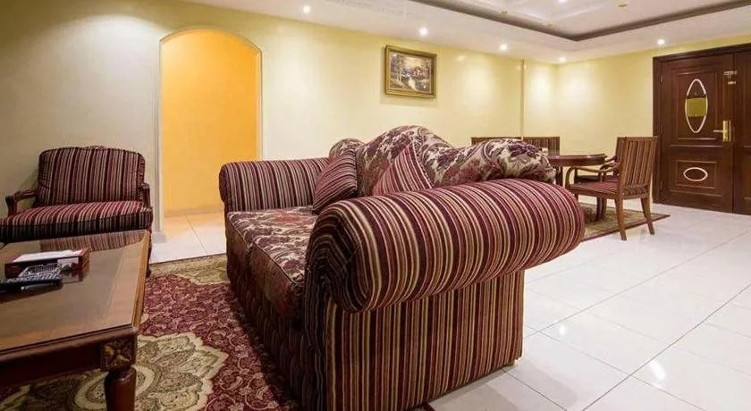 Family House Hotel