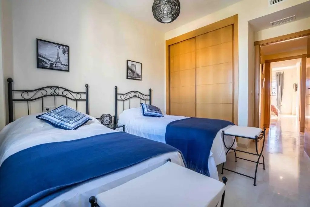 Infinity Sky - Premium Apartment